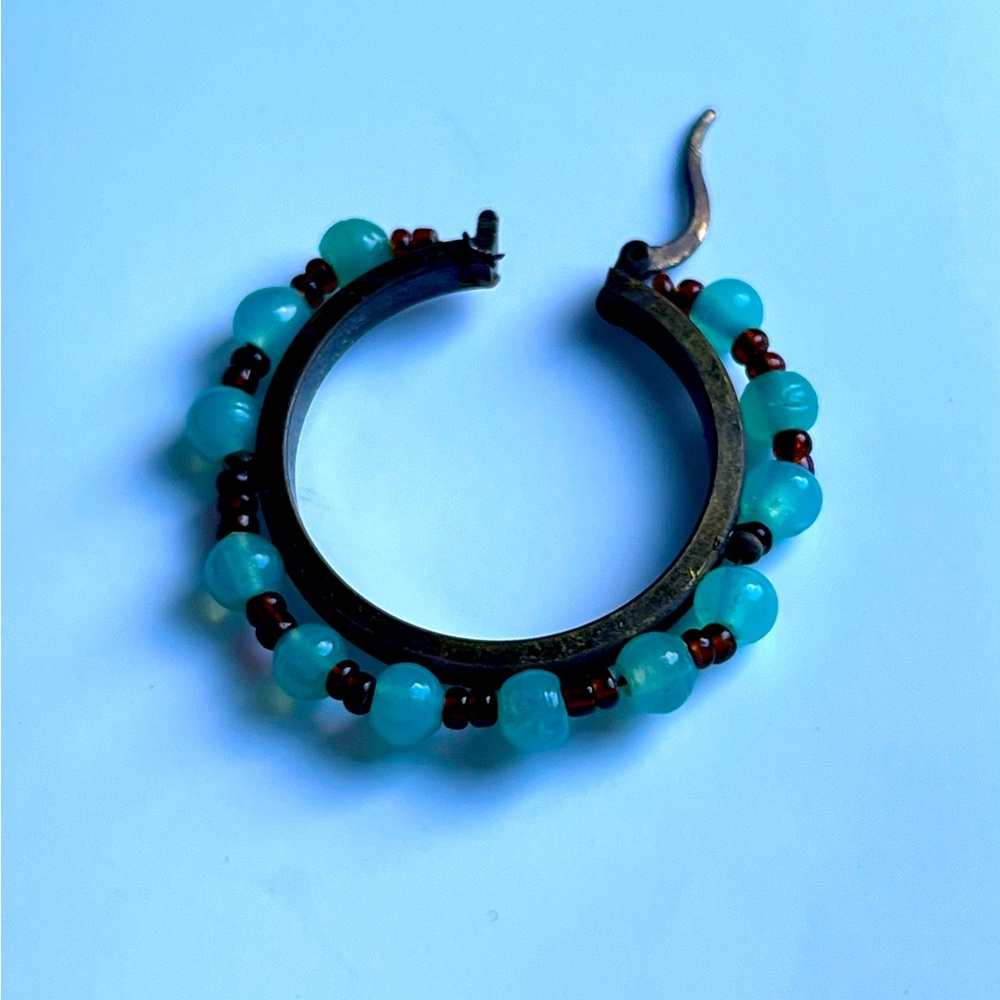 🦚 Turquoise and Brown Glass Bead Hoop Earrings with Brass Tone by Cookie Lee - Picture 5 of 7